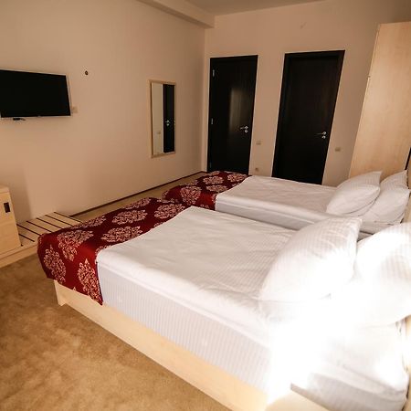 Hills Hotel Tbilisi Buitenkant foto